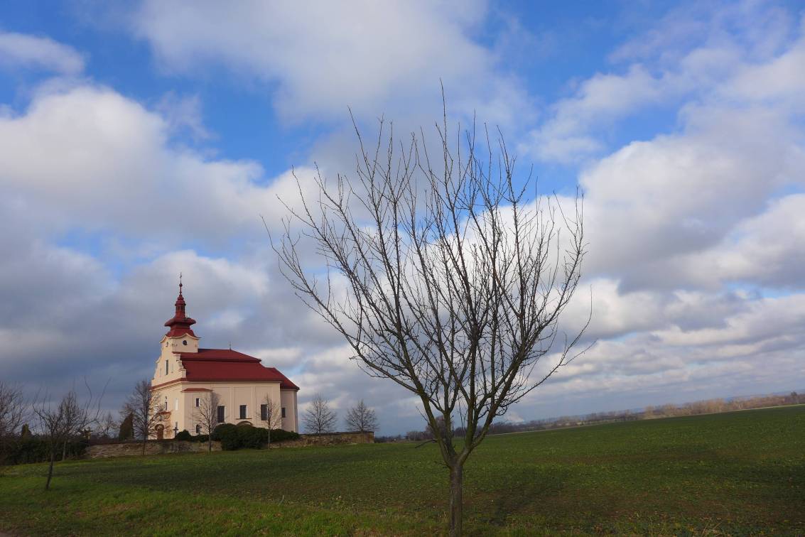 2020-12-11  Za tajemným zámečkem  W013