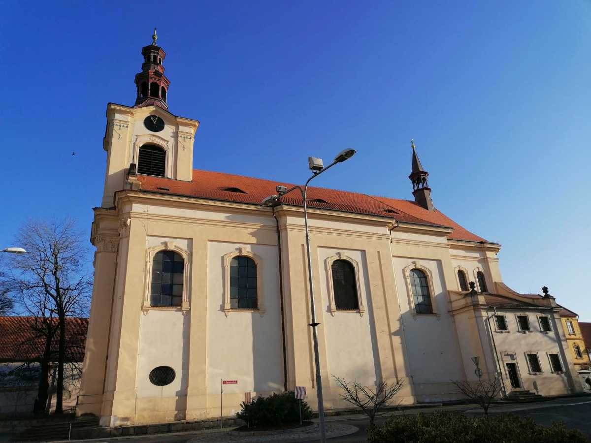 2022-02-14  Sněhuláci na Milešovce  W001